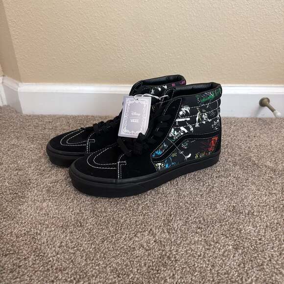 Vans x Disney 100 Villains Sk8-Hi Black High Top Shoes - Picture 1 of 5
